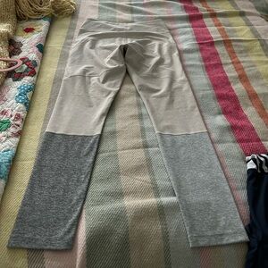 Outdoor Voices Cream and Gray Two-Tone Leggings